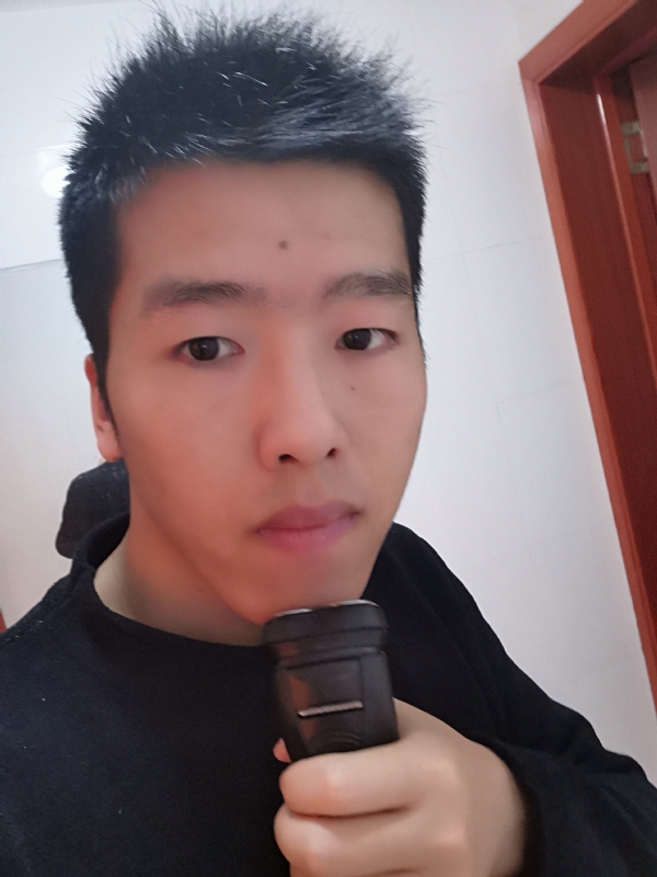 军哥的第一张照片--乌鲁木齐相亲服务中心