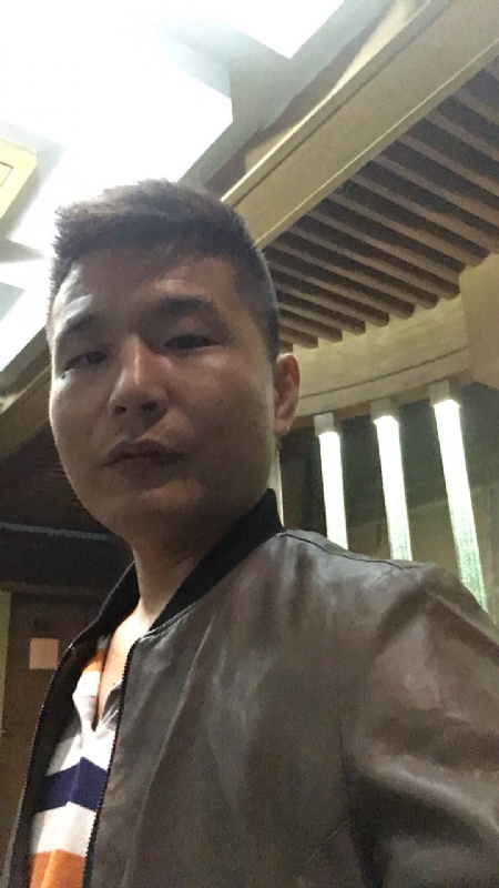 古月的第三张照片--乌鲁木齐相亲服务中心