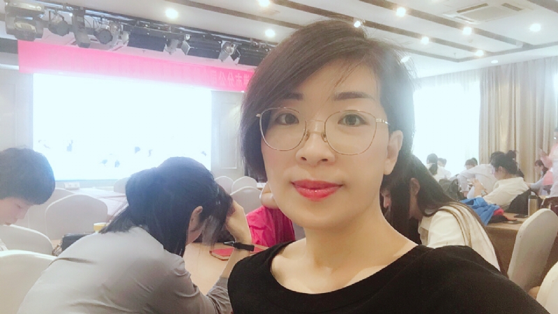 沙拉的第一张照片--乌鲁木齐相亲服务中心