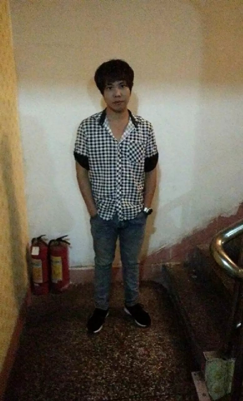 单身征婚的第一张照片--乌鲁木齐相亲服务中心