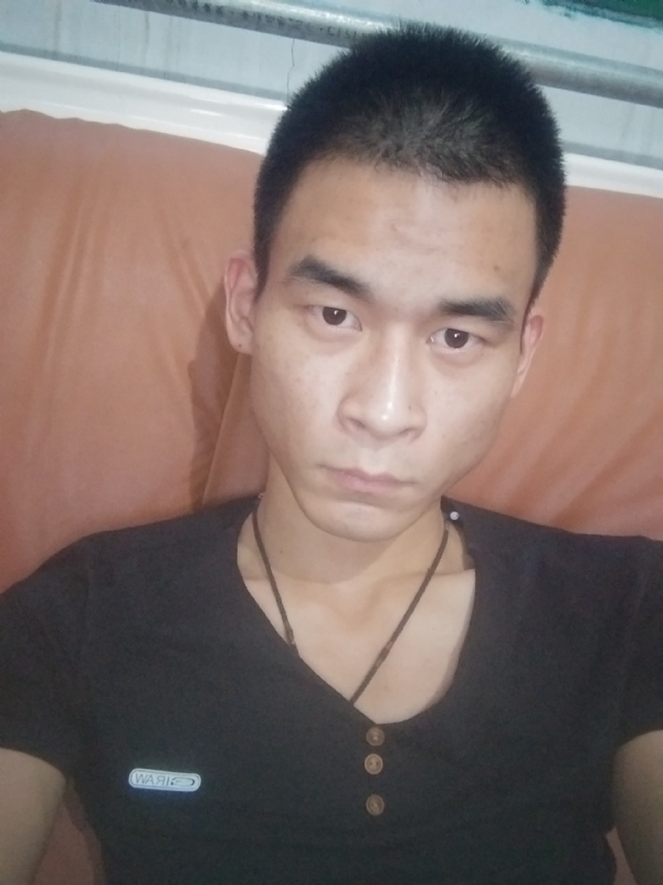 单身狗一枚的第一张照片--乌鲁木齐相亲服务中心