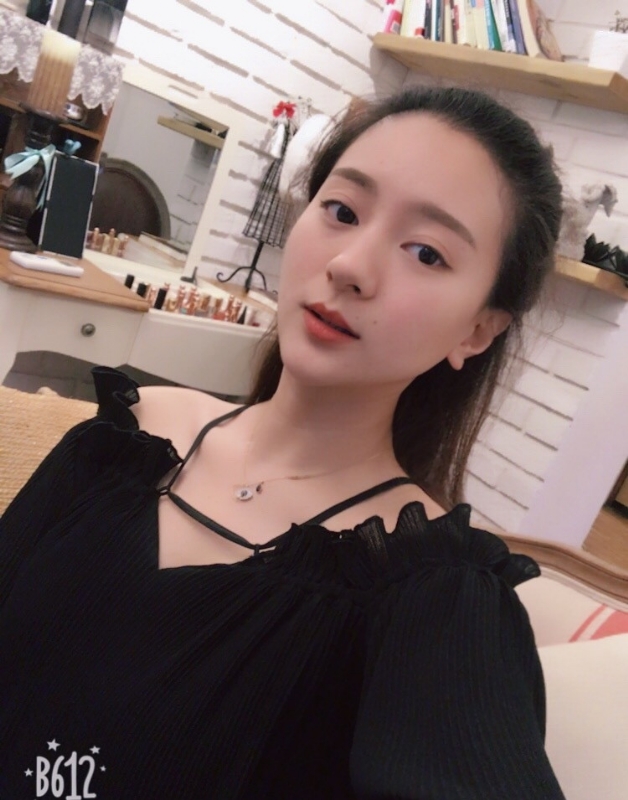 小仙女的第一张照片--乌鲁木齐相亲服务中心
