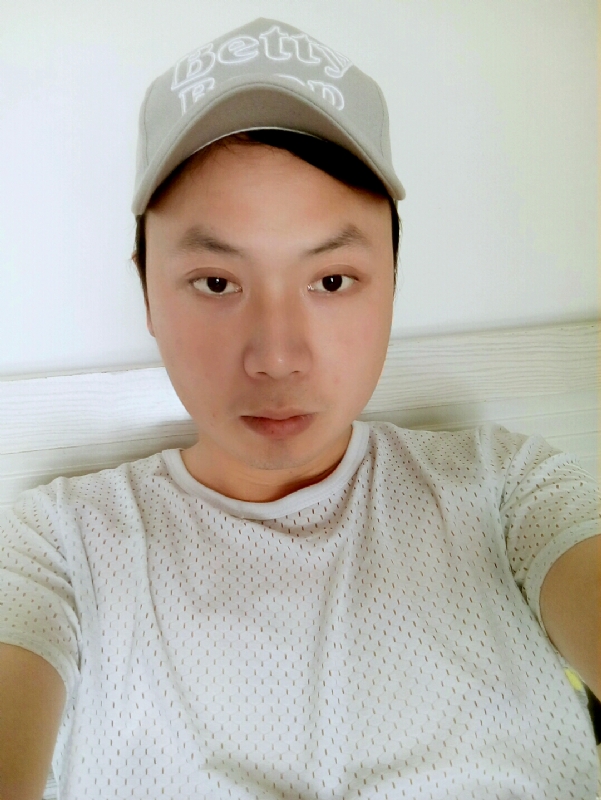 nyh的第一张照片--乌鲁木齐相亲服务中心