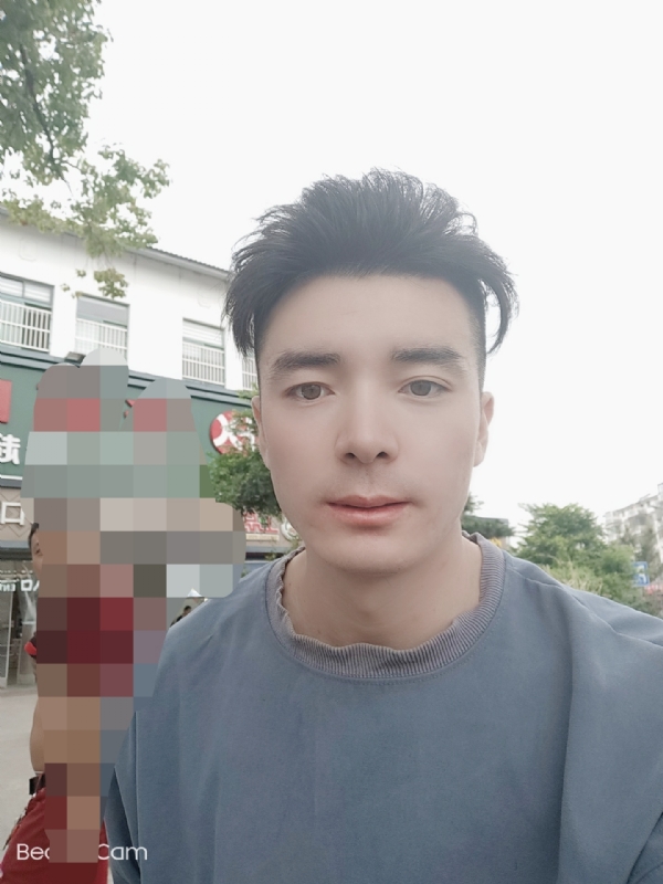 落下的第一张照片--乌鲁木齐相亲服务中心