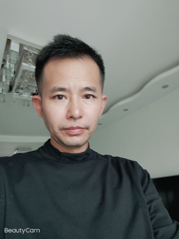 相伴今生的第一张照片--乌鲁木齐相亲服务中心