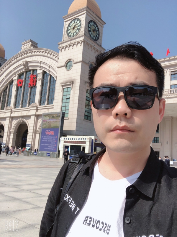 楚河畔的第一张照片--乌鲁木齐相亲服务中心