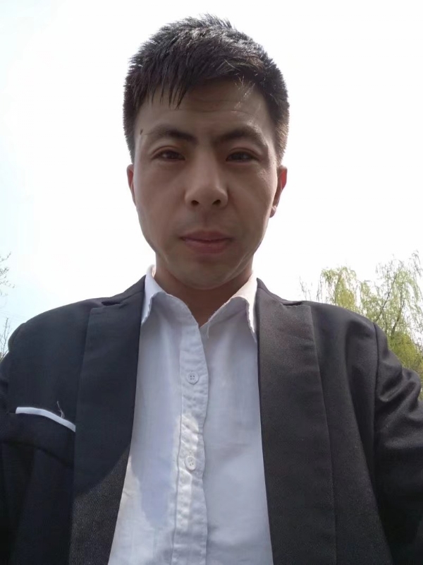 许以飞翔的第一张照片--乌鲁木齐相亲服务中心