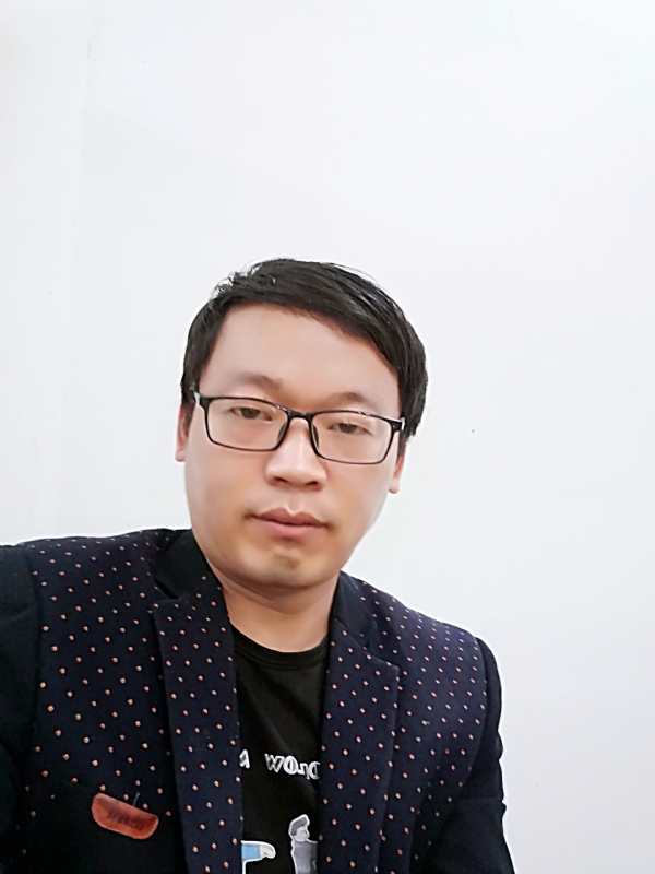 旭的第一张照片--乌鲁木齐相亲服务中心