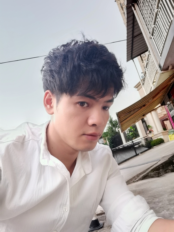 幕后老板的第二张照片--乌鲁木齐相亲服务中心