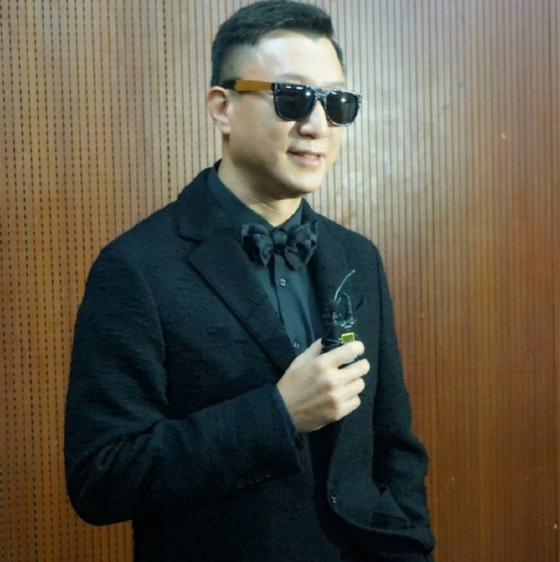 翔先生的第一张照片--乌鲁木齐相亲服务中心