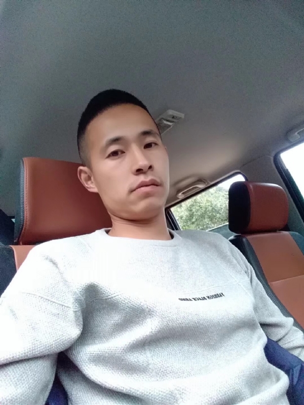 我狠忙的第一张照片--乌鲁木齐相亲服务中心