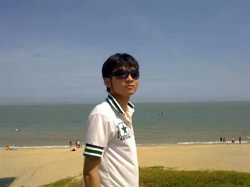 阿俊的第一张照片--乌鲁木齐相亲服务中心