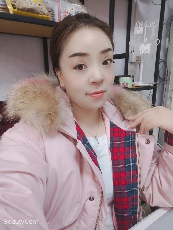 爱雨的第一张照片--乌鲁木齐相亲服务中心
