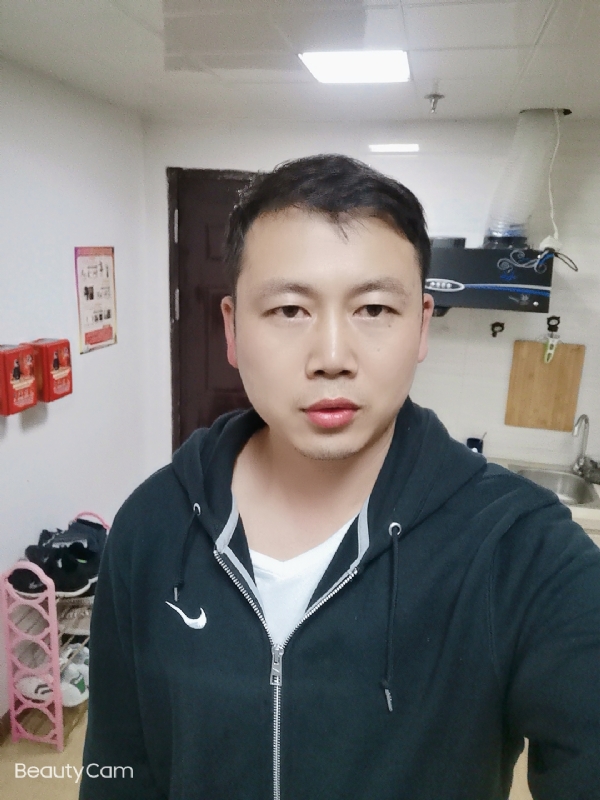 暖暖的风的第一张照片--乌鲁木齐相亲服务中心