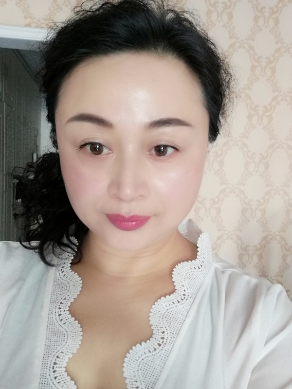 花谢花飞的第一张照片--乌鲁木齐相亲服务中心