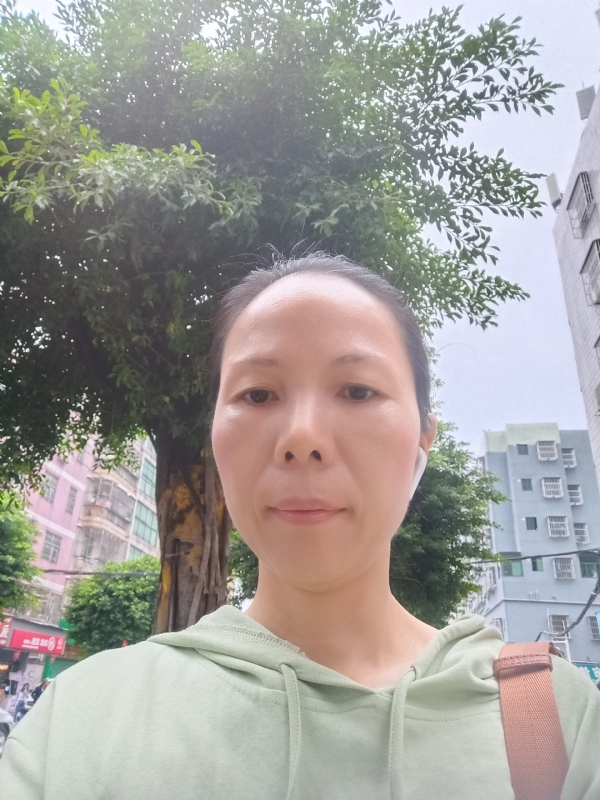 容容的第一张照片--乌鲁木齐相亲服务中心