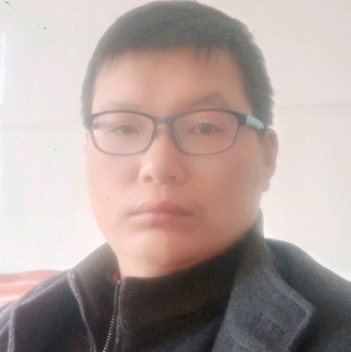 小男人的第一张照片--乌鲁木齐相亲服务中心