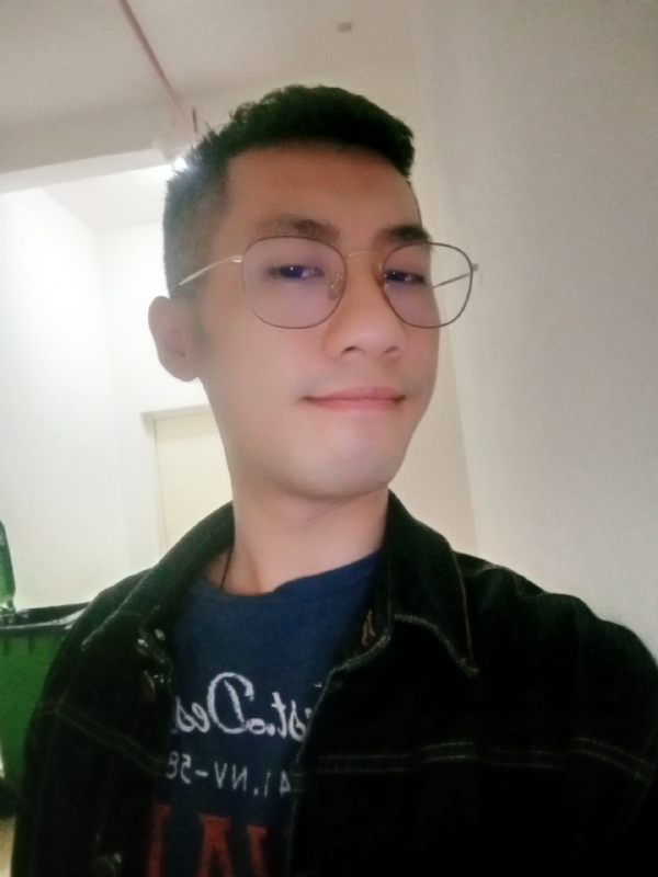 赫兹的第一张照片--乌鲁木齐相亲服务中心