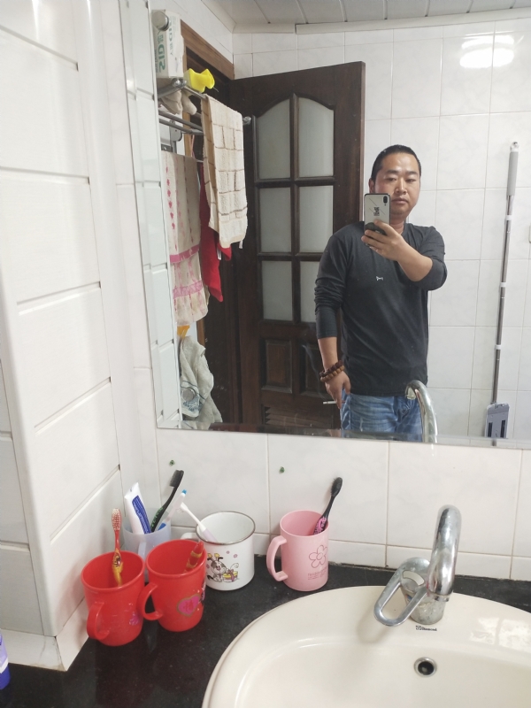 半世人间的第二张照片--乌鲁木齐相亲服务中心