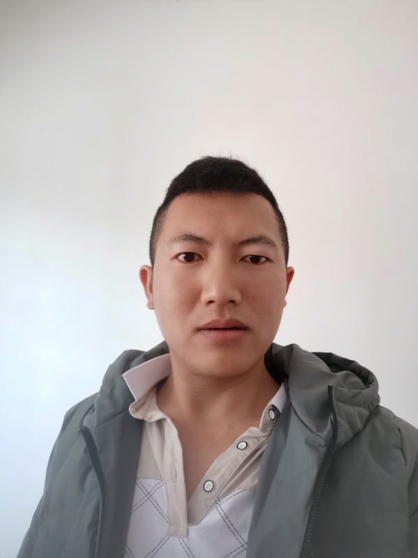 简单的第一张照片--乌鲁木齐相亲服务中心