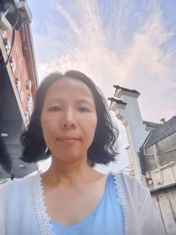 吴敌的第一张照片--乌鲁木齐相亲服务中心