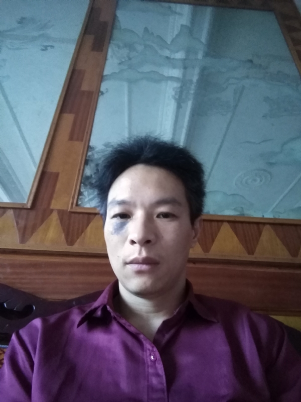 风中落叶的第一张照片--乌鲁木齐相亲服务中心