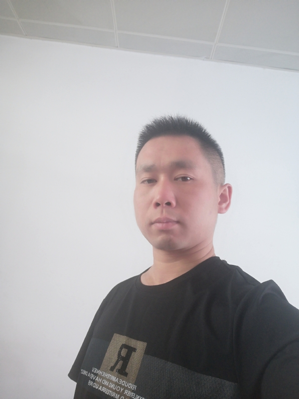 孤独的狼的第一张照片--乌鲁木齐相亲服务中心