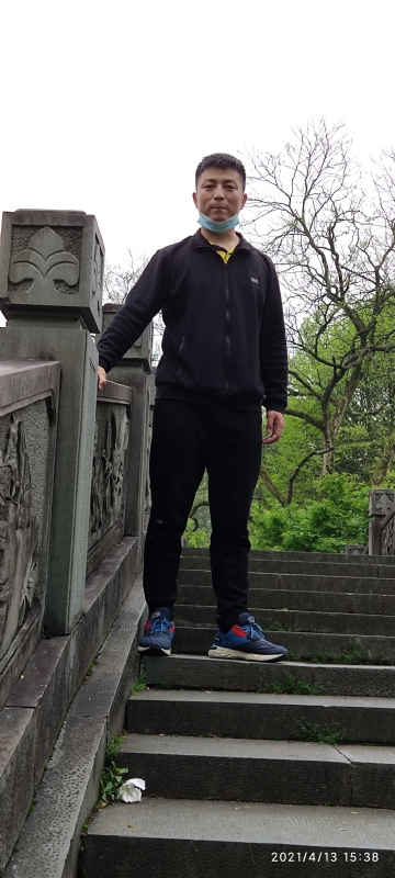 翁的第一张照片--乌鲁木齐相亲服务中心