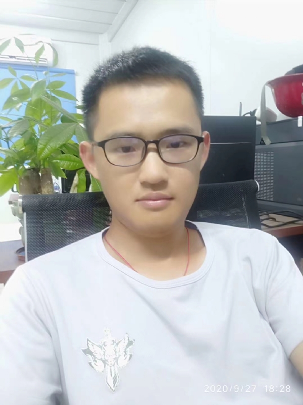 安道夫的第一张照片--乌鲁木齐相亲服务中心