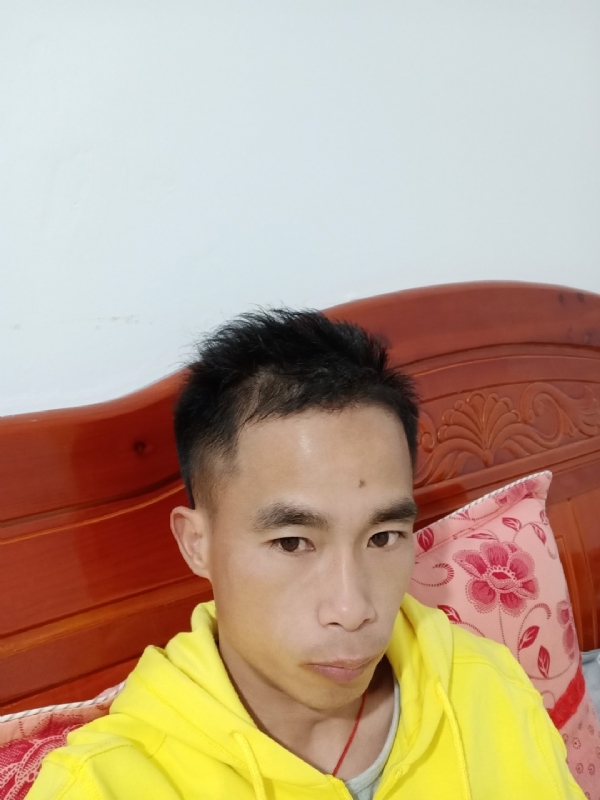 小biu崽的第一张照片--乌鲁木齐相亲服务中心