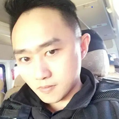 長聊的第一张照片--乌鲁木齐相亲服务中心