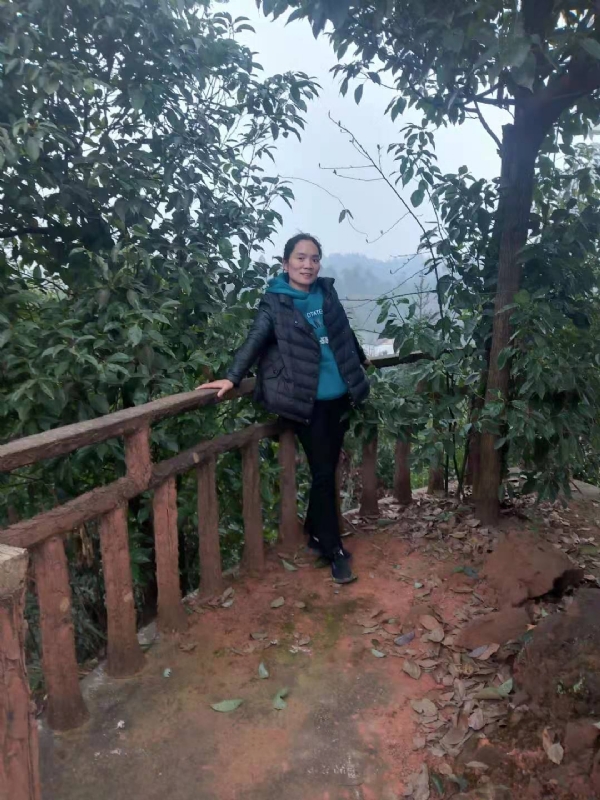 往事随风的第一张照片--乌鲁木齐相亲服务中心