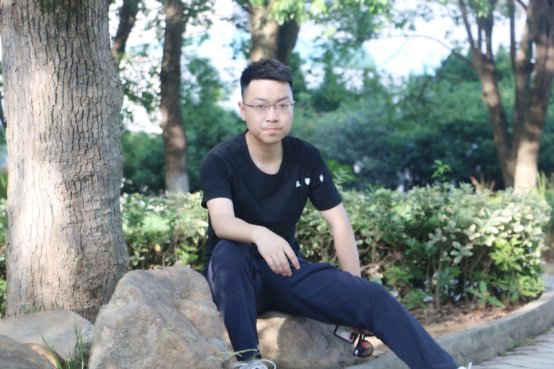 阿帆的第一张照片--乌鲁木齐相亲服务中心