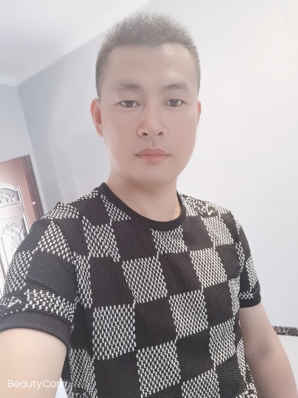 快乐无罪的第二张照片--乌鲁木齐相亲服务中心