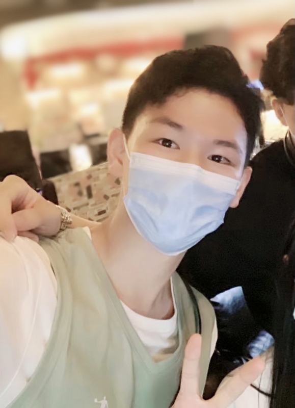 六月的春风的第三张照片--乌鲁木齐相亲服务中心