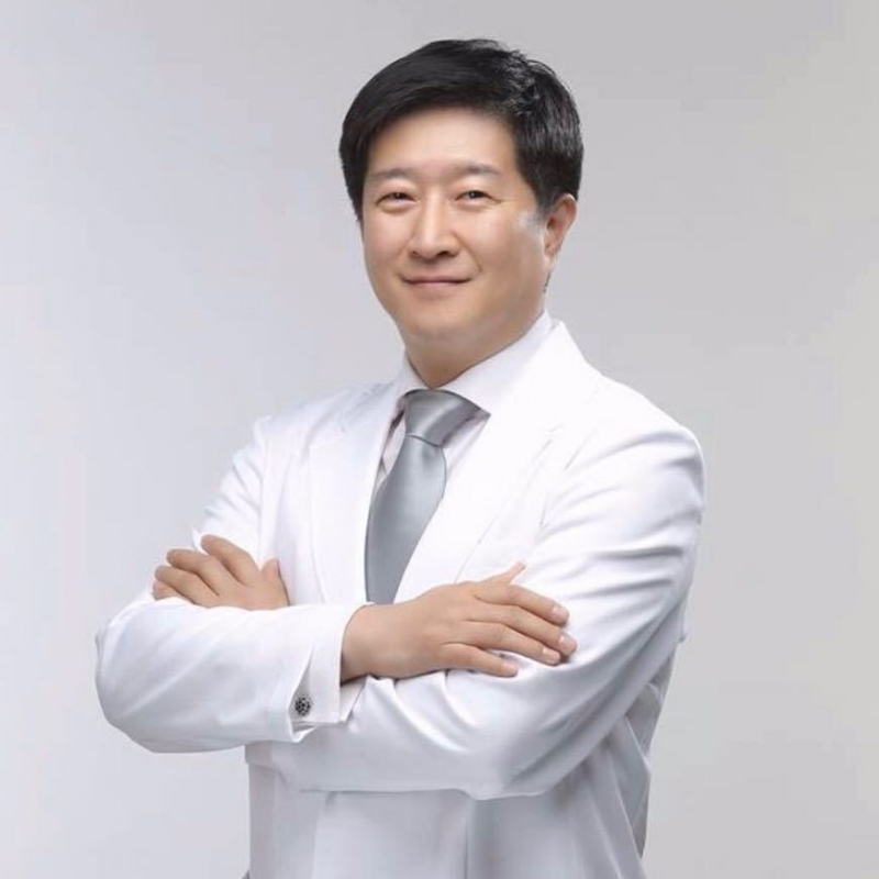 王伟的第四张照片--乌鲁木齐相亲服务中心