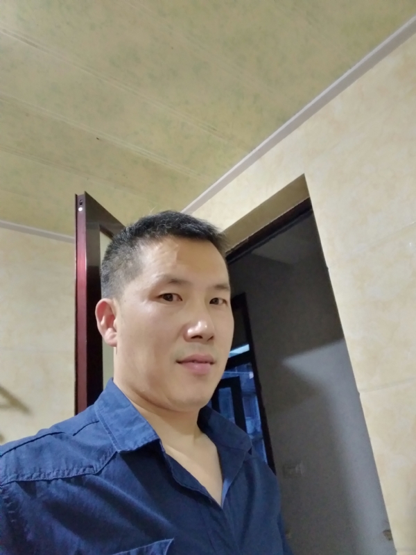 余生搀扶走的第一张照片--乌鲁木齐相亲服务中心