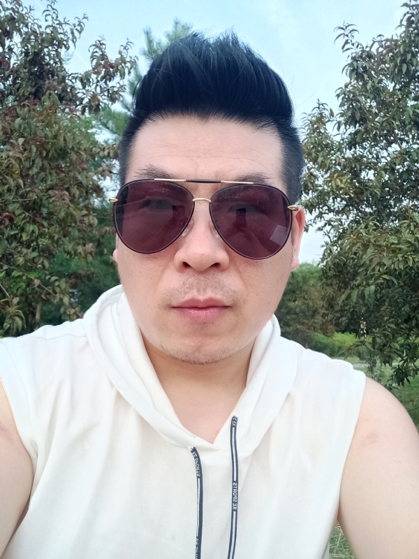 等风来的第二张照片--乌鲁木齐相亲服务中心