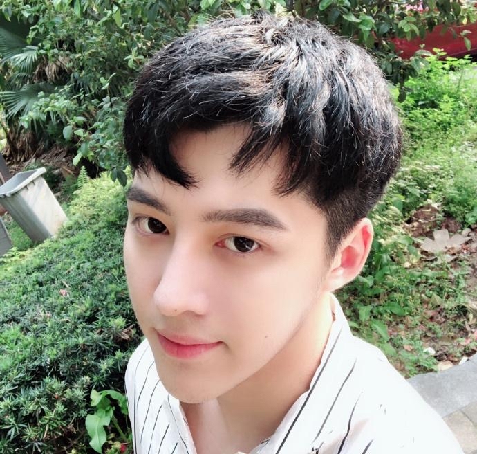 alading的第一张照片--乌鲁木齐相亲服务中心