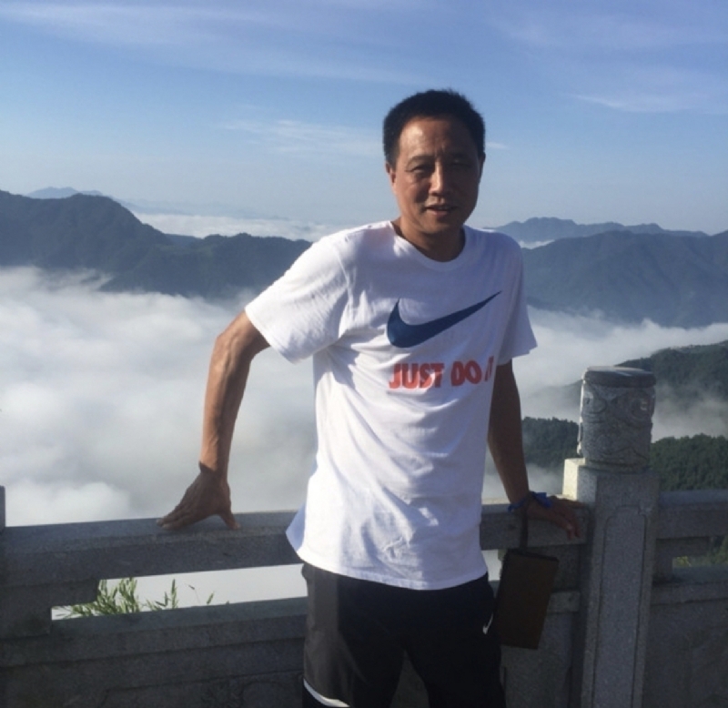 出走半生的第一张照片--乌鲁木齐相亲服务中心