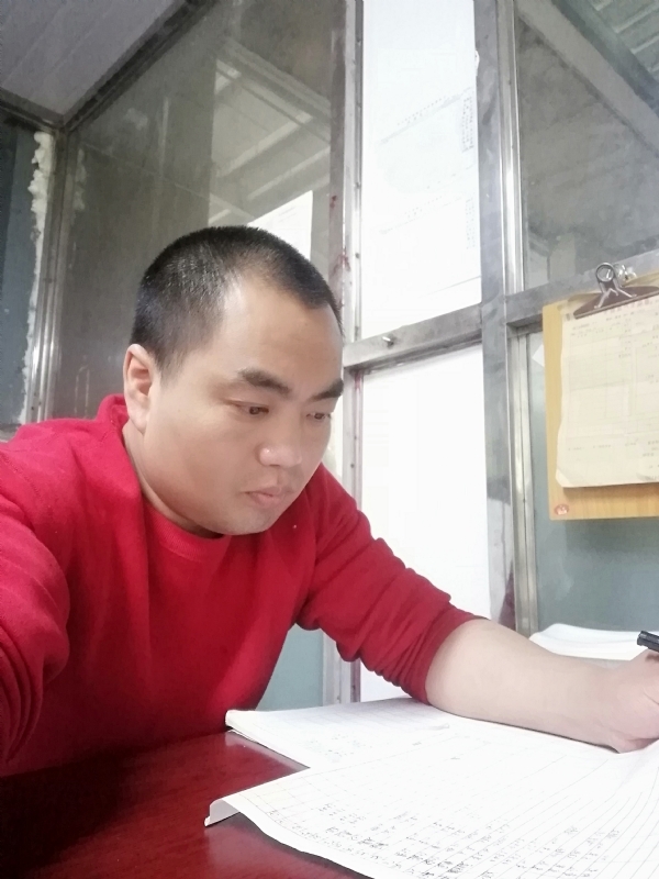 小吴的第一张照片--乌鲁木齐相亲服务中心