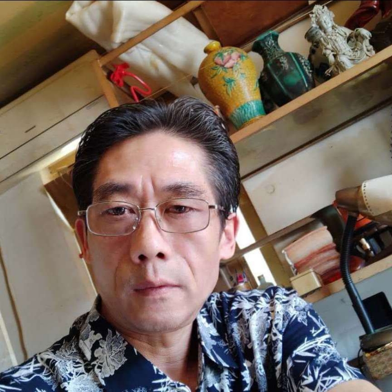 没有爱情也要飞渡一生的第一张照片--乌鲁木齐相亲服务中心