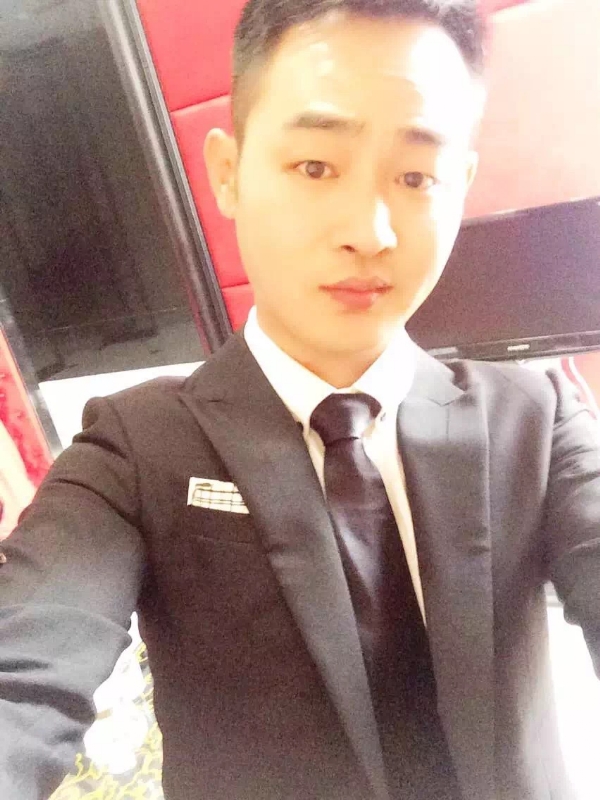 富强的第二张照片--乌鲁木齐相亲服务中心