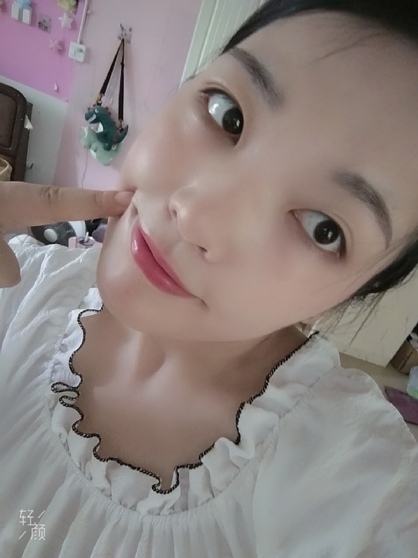 小柚子的第一张照片--乌鲁木齐相亲服务中心