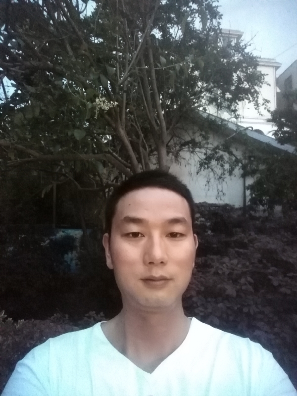 先苦后甜的第二张照片--乌鲁木齐相亲服务中心