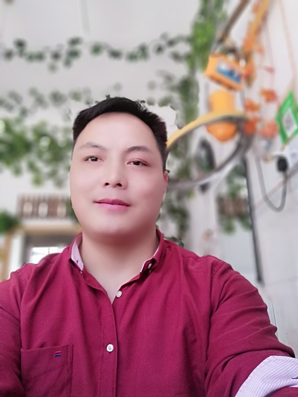 展梦飞翔XC的第一张照片--乌鲁木齐相亲服务中心