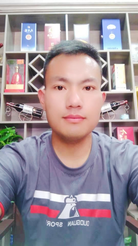 钱乾的第一张照片--乌鲁木齐相亲服务中心