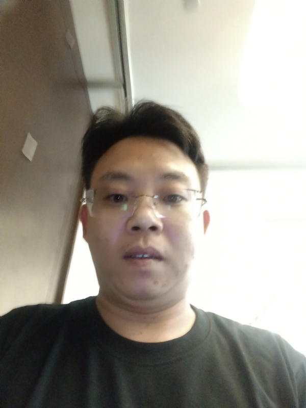 杨小锋的第一张照片--乌鲁木齐相亲服务中心