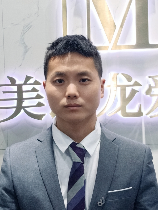 武路的第一张照片--乌鲁木齐相亲服务中心