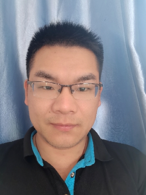 朱先生的第一张照片--乌鲁木齐相亲服务中心